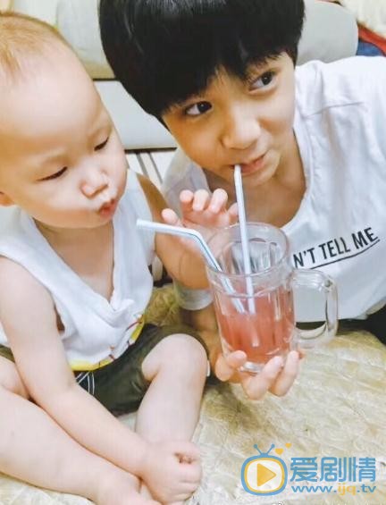 刘耀文自拍写真 刘耀文高清写真_刘耀文高清剧照