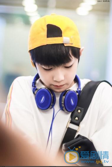 刘耀文帅气写真 刘耀文高清写真_刘耀文高清剧照