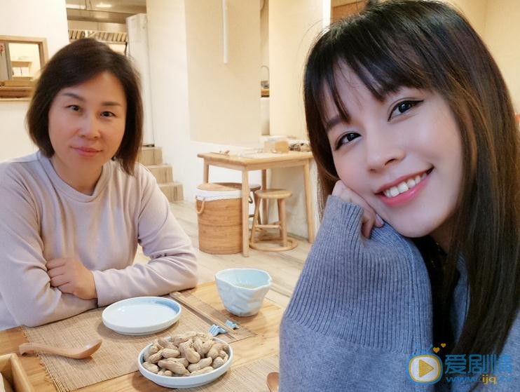 邹杨与人合照 邹杨高清写真_邹杨高清剧照