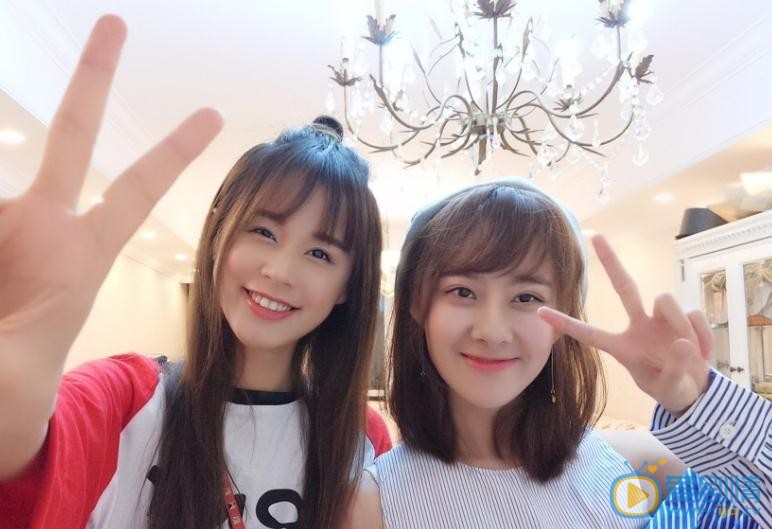 邹杨与人合照 邹杨高清写真_邹杨高清剧照