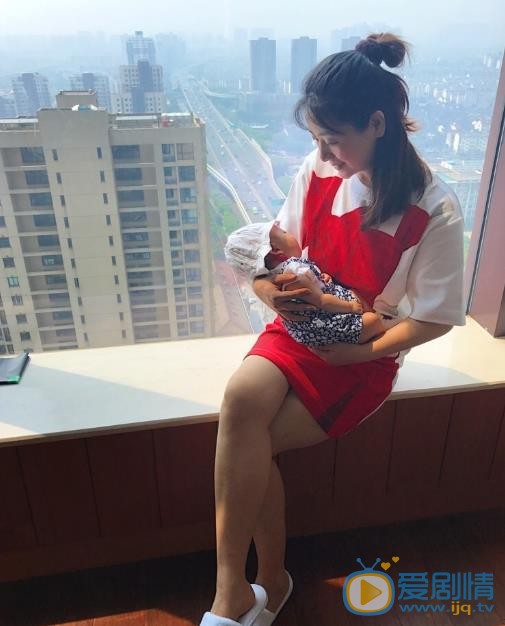 李佳璘生活照 李佳璘高清写真_李佳璘高清剧照