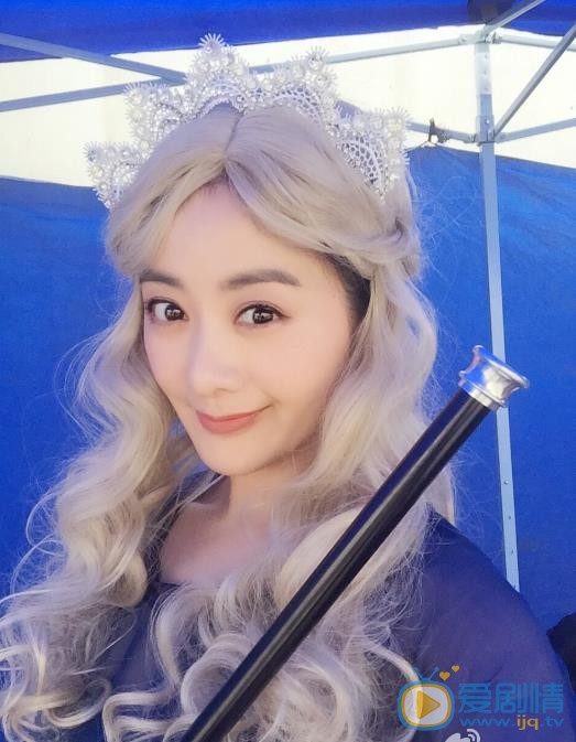 李佳璘片场照 李佳璘高清写真_李佳璘高清剧照