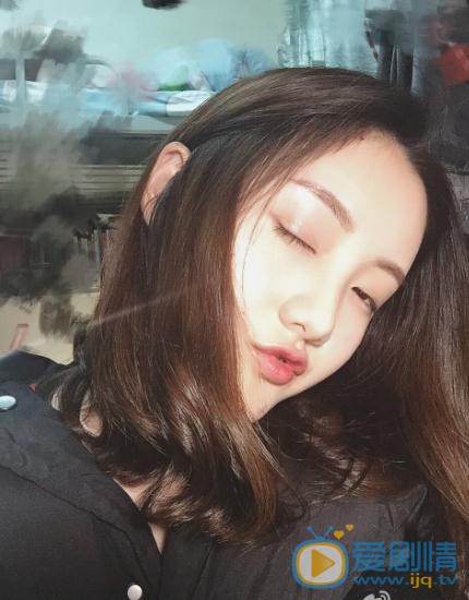 张雨薇自拍写真 张雨薇高清写真_张雨薇高清剧照