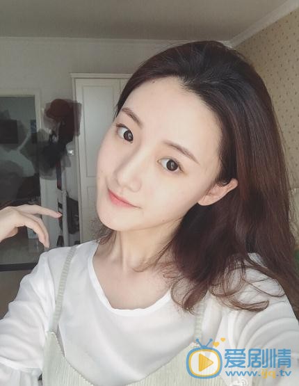 张雨薇自拍写真 张雨薇高清写真_张雨薇高清剧照