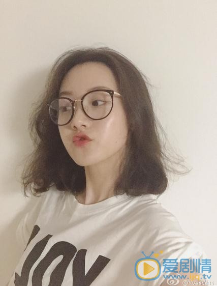 张雨薇自拍写真 张雨薇高清写真_张雨薇高清剧照