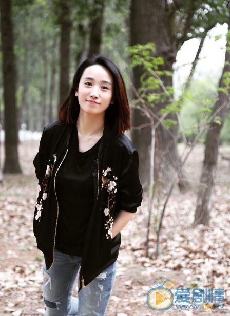 李依蔓街拍写真 李依蔓高清写真_李依蔓高清剧照