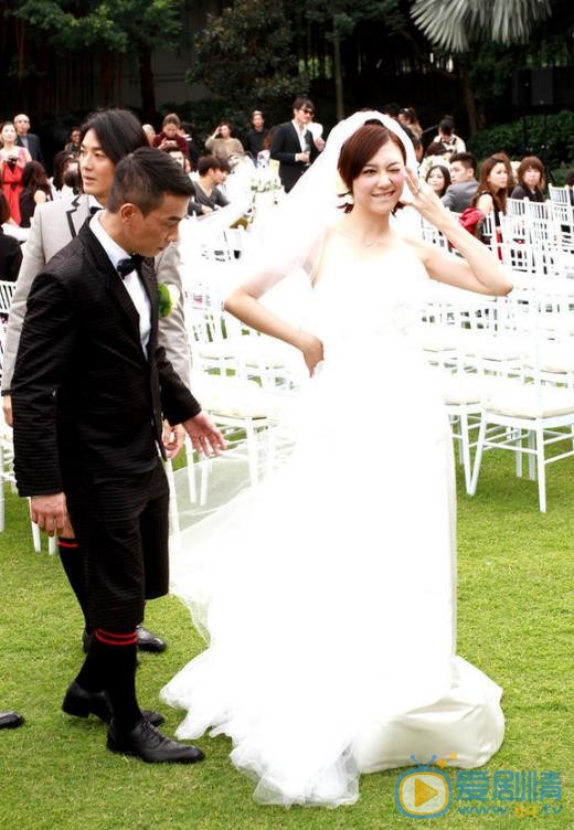 陈小春结婚照 陈小春高清写真_陈小春高清剧照