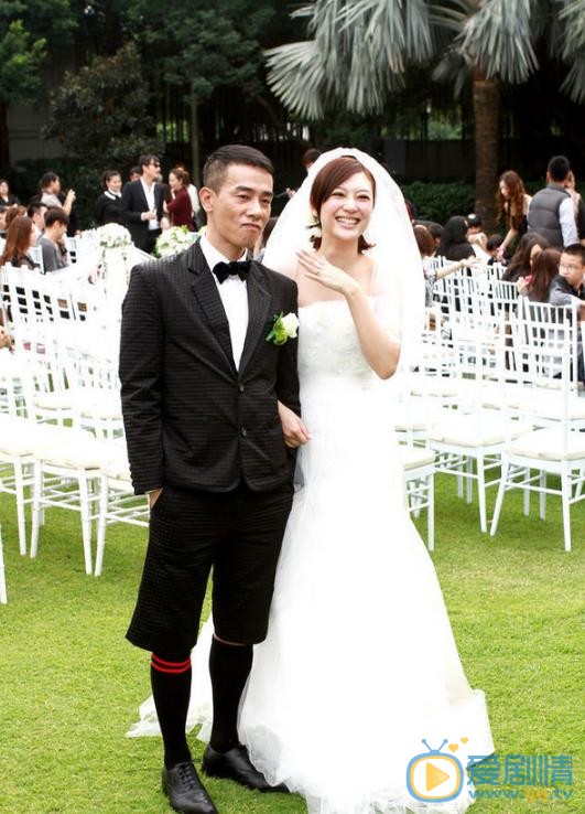 陈小春结婚照 陈小春高清写真_陈小春高清剧照