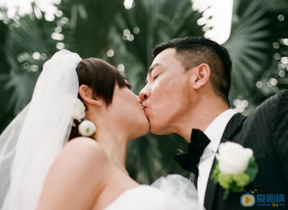 陈小春结婚照 陈小春高清写真_陈小春高清剧照