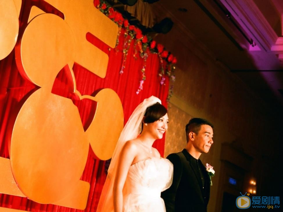 陈小春结婚照 陈小春高清写真_陈小春高清剧照