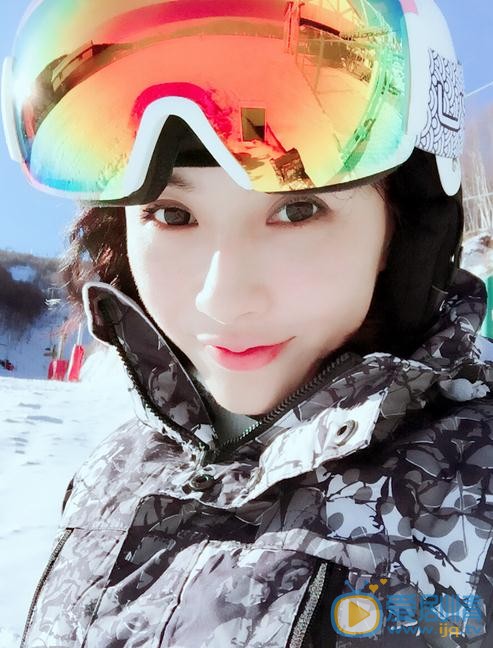 李羲儿生活照 李羲儿高清写真_李羲儿高清剧照