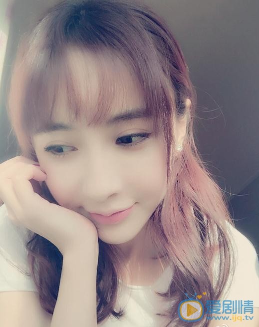 李羲儿生活照 李羲儿高清写真_李羲儿高清剧照