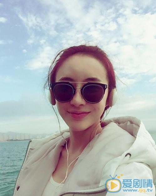 李羲儿生活照 李羲儿高清写真_李羲儿高清剧照