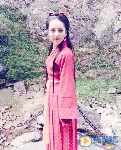 姜冰洁片场照 姜冰洁高清写真_姜冰洁高清剧照