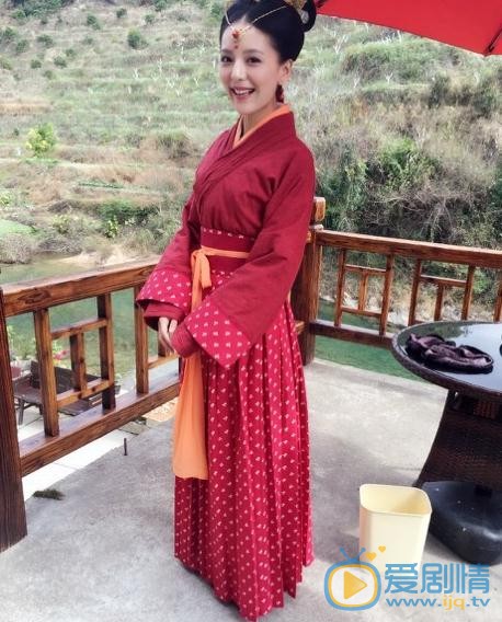 姜冰洁片场照 姜冰洁高清写真_姜冰洁高清剧照
