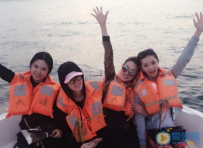 王文思与人合照 王文思高清写真_王文思高清剧照