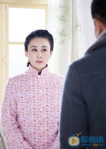 周扬《养母的花样年华》剧照 周扬高清写真_周扬高清剧照