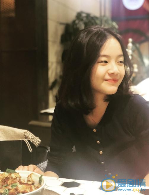 李庚希生活照 李庚希高清写真_李庚希高清剧照