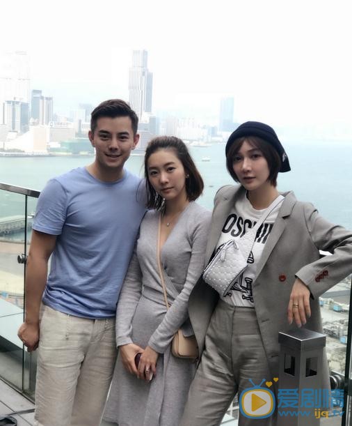 潘之琳与人合照 潘之琳高清写真_潘之琳高清剧照