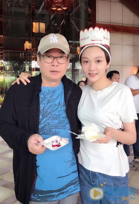 潘之琳与人合照 潘之琳高清写真_潘之琳高清剧照