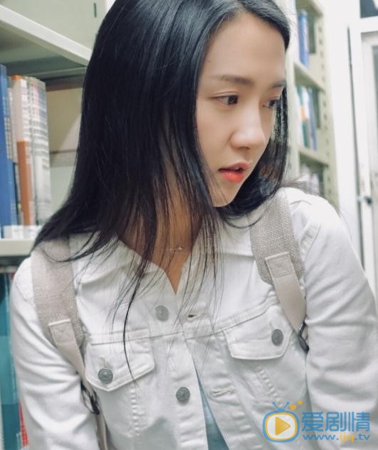 许龄月气质写真 许龄月高清写真_许龄月高清剧照
