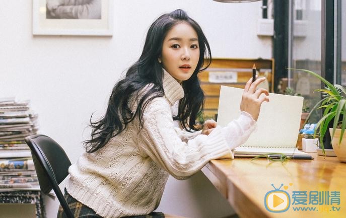 张馨月气质写真 张馨月高清写真_张馨月高清剧照