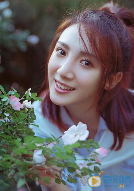 卢茜气质写真 卢茜高清写真_卢茜高清剧照