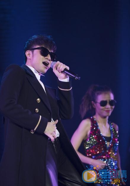 古巨基演唱会照 古巨基高清写真_古巨基高清剧照