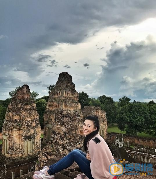廖碧儿旅行生活照 廖碧儿高清写真_廖碧儿高清剧照