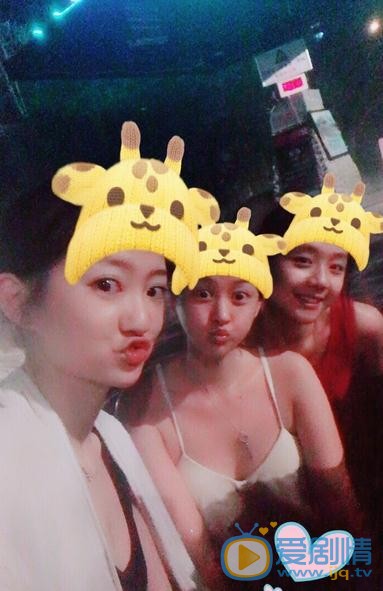陈真希与人合照 陈真希高清写真_陈真希高清剧照