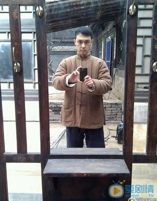 王俊彭片场照 王俊彭高清写真_王俊彭高清剧照