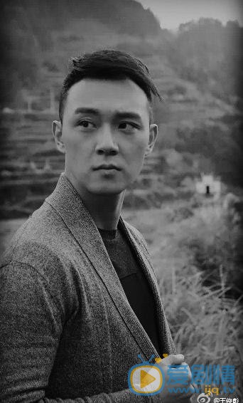 王俊彭帅气写真 王俊彭高清写真_王俊彭高清剧照