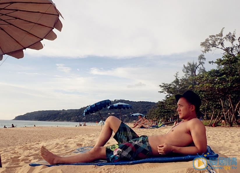 王俊彭夏日旅行照 王俊彭高清写真_王俊彭高清剧照
