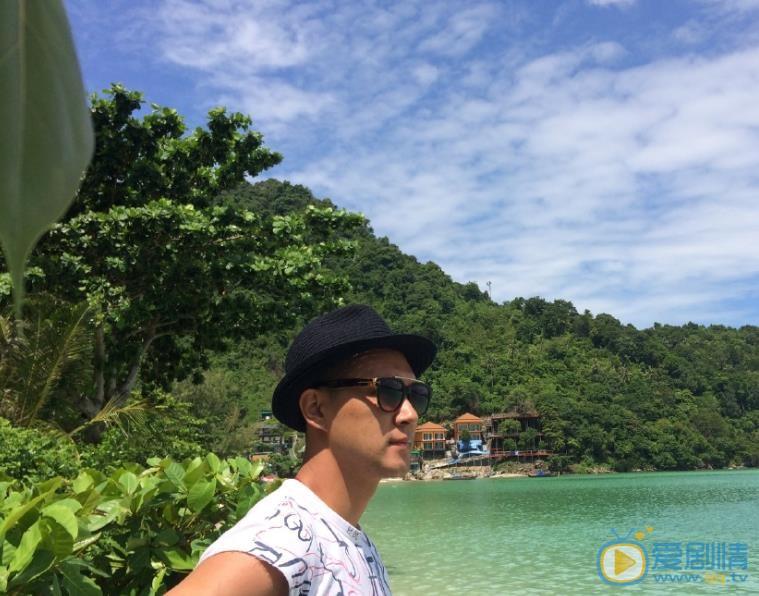 王俊彭夏日旅行照 王俊彭高清写真_王俊彭高清剧照