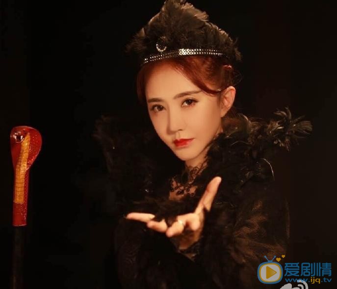 梁晶晶片场照 梁晶晶高清写真_梁晶晶高清剧照