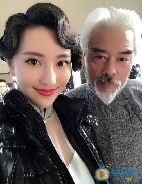 马丹旎与人合照 马丹旎高清写真_马丹旎高清剧照
