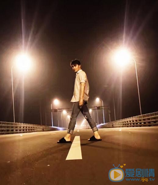 李思阳生活照 李思阳高清写真_李思阳高清剧照