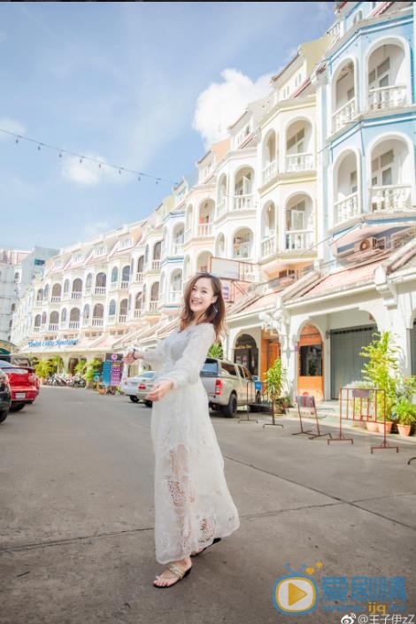 王子伊街拍写真 王子伊高清写真_王子伊高清剧照