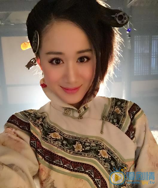 王子伊片场照 王子伊高清写真_王子伊高清剧照