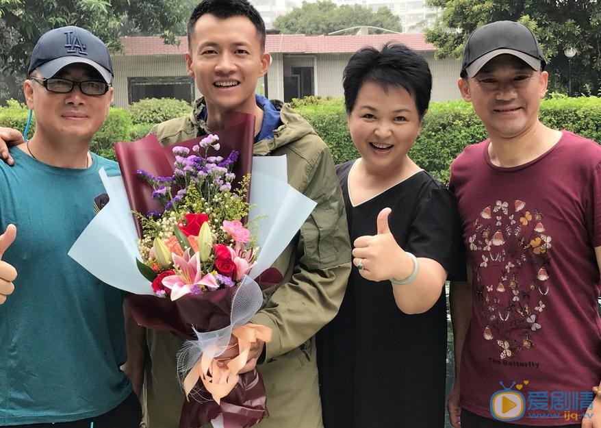 唐曾片场照 唐曾高清写真_唐曾高清剧照