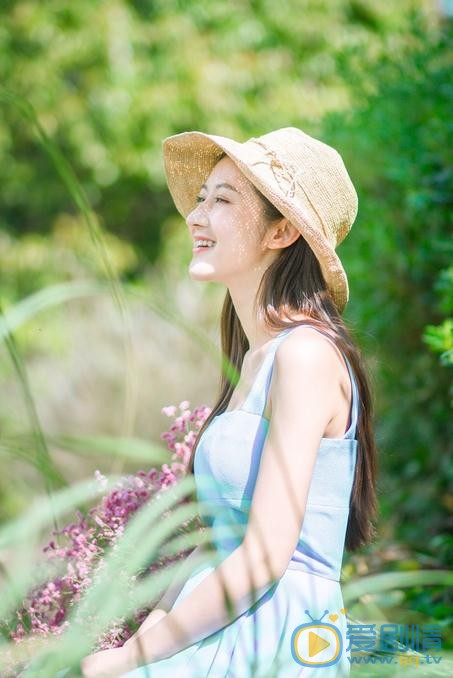 杨净如气质写真 杨净如高清写真_杨净如高清剧照