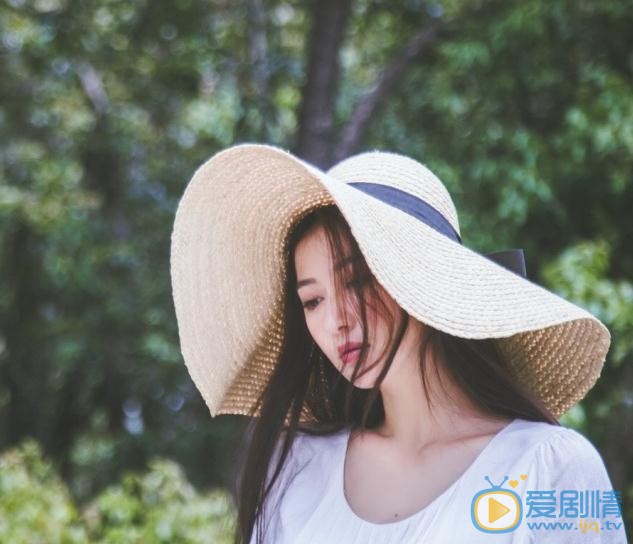 杨净如气质写真 杨净如高清写真_杨净如高清剧照