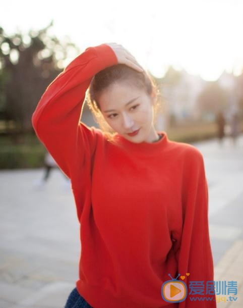 杨净如气质写真 杨净如高清写真_杨净如高清剧照