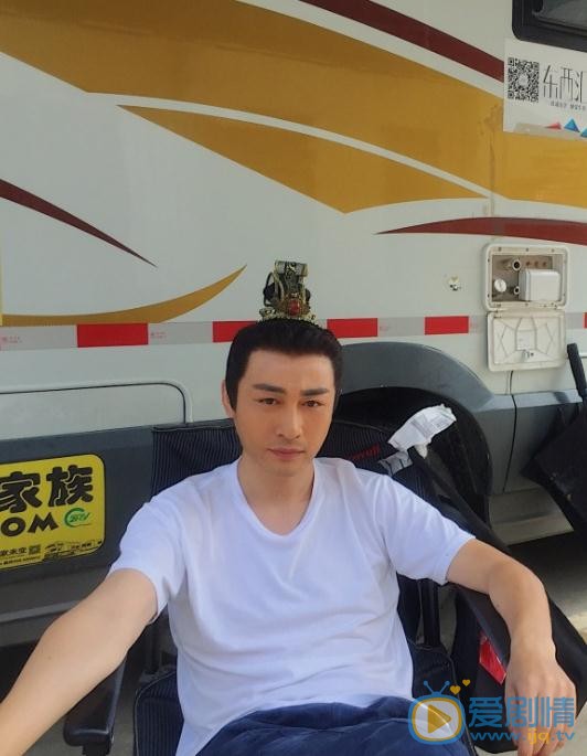 李肖宁片场照 李肖宁高清写真_李肖宁高清剧照