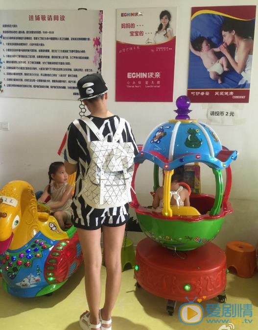 张恒亲子合照 张恒高清写真_张恒高清剧照