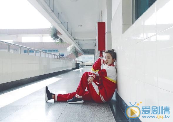 陈卓璇校服写真 陈卓璇高清写真_陈卓璇高清剧照