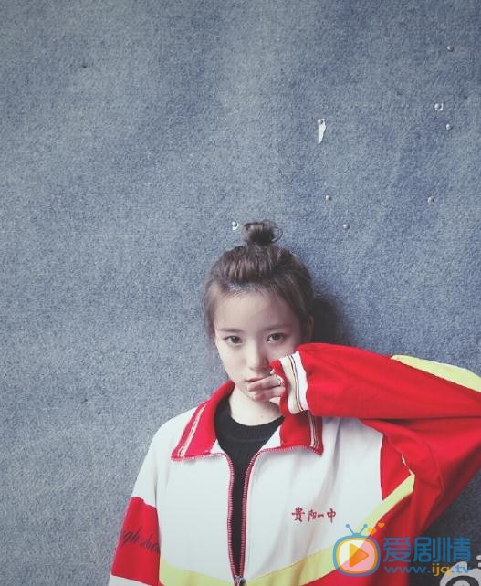陈卓璇校服写真 陈卓璇高清写真_陈卓璇高清剧照