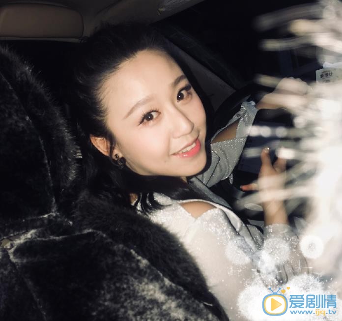 梁艺馨生活照 梁艺馨高清写真_梁艺馨高清剧照