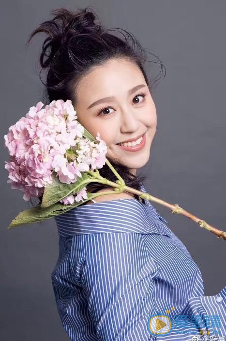梁艺馨性感比基尼 梁艺馨高清写真_梁艺馨高清剧照