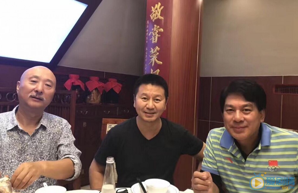 吴若甫生活照 吴若甫高清写真_吴若甫高清剧照